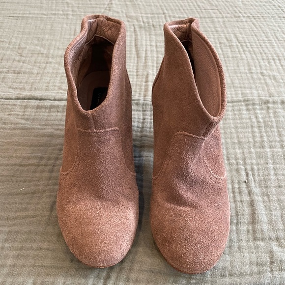 Steven By Steve Madden Pembroke Taupe Suede Booties - Picture 2 of 7